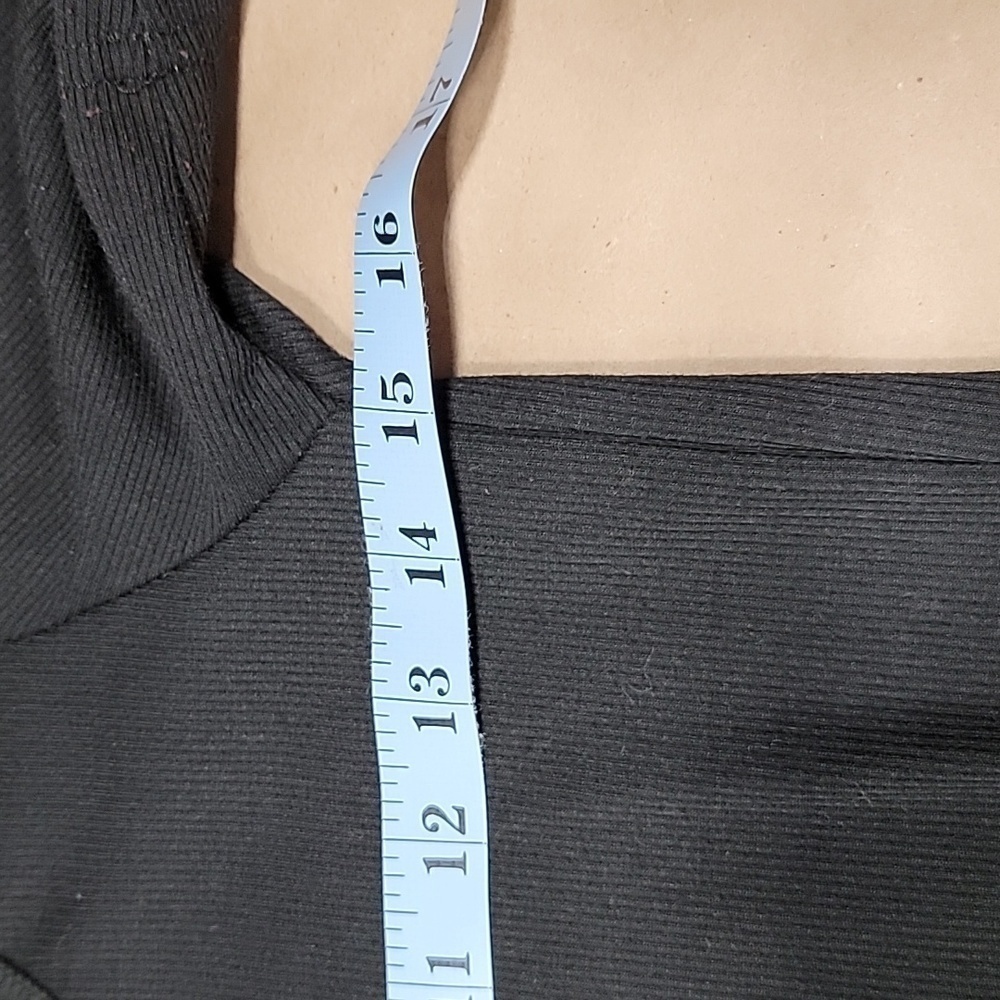 Dazy Size L Black, Ribbed, Square Neck Top. - Picture 6 of 9